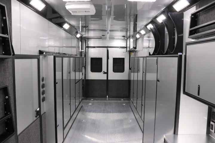 inTech Gooseneck Trailer