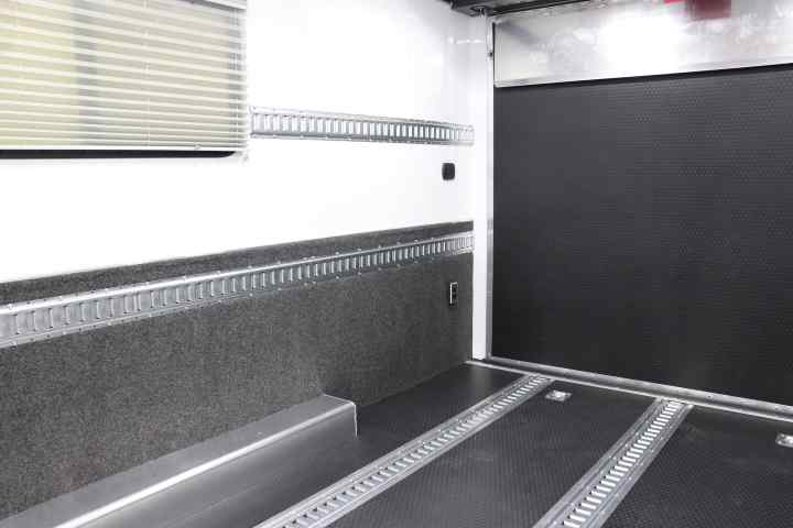 inTech Gooseneck Trailer