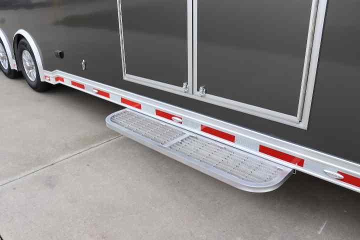 inTech Gooseneck Trailer