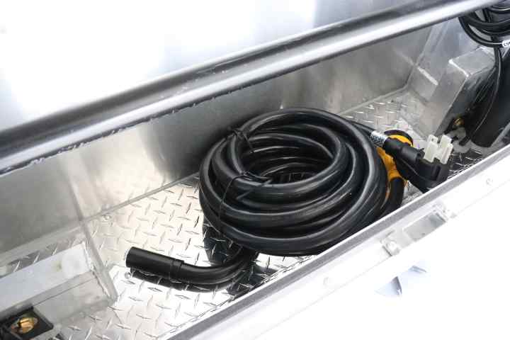 inTech Gooseneck Trailer