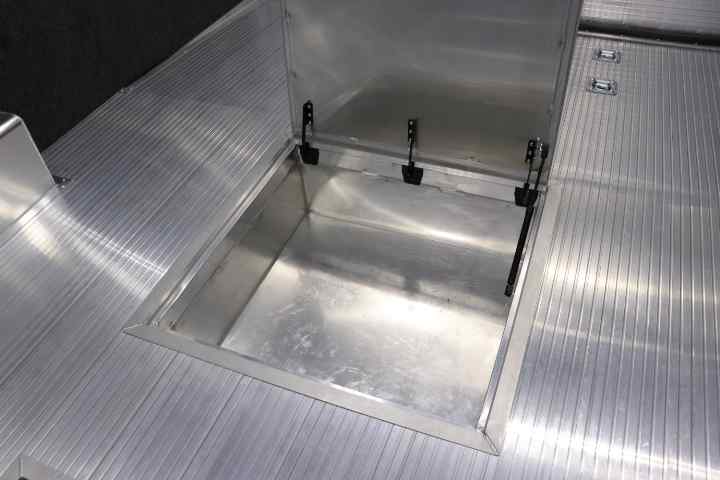 inTech Gooseneck Trailer