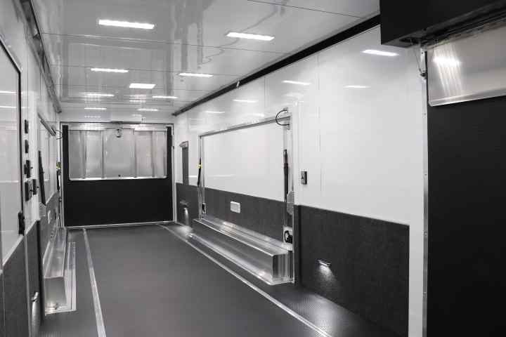 inTech Gooseneck Trailer