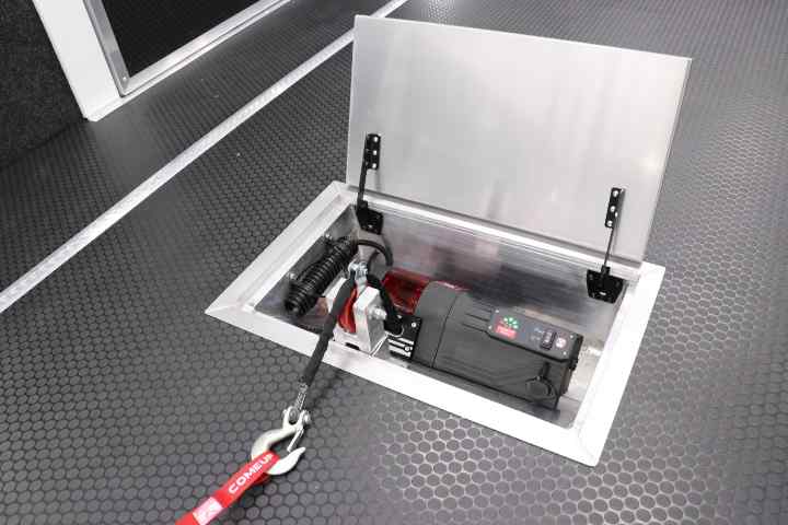 inTech Gooseneck Trailer