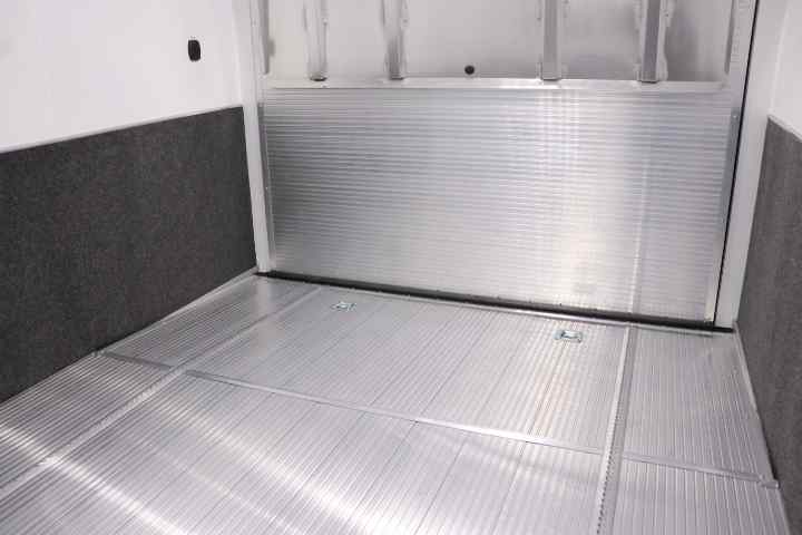inTech Gooseneck Trailer