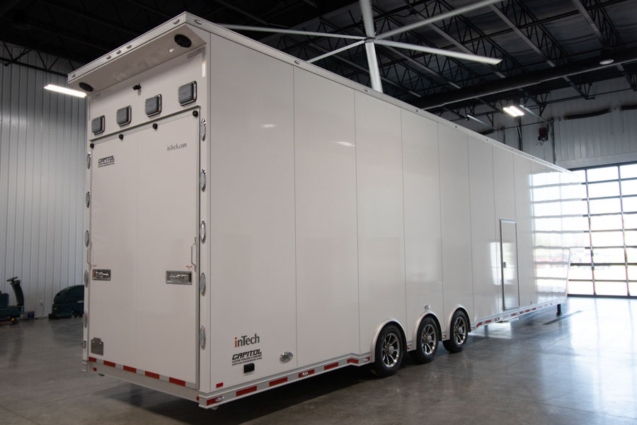 inTech Gooseneck Trailer