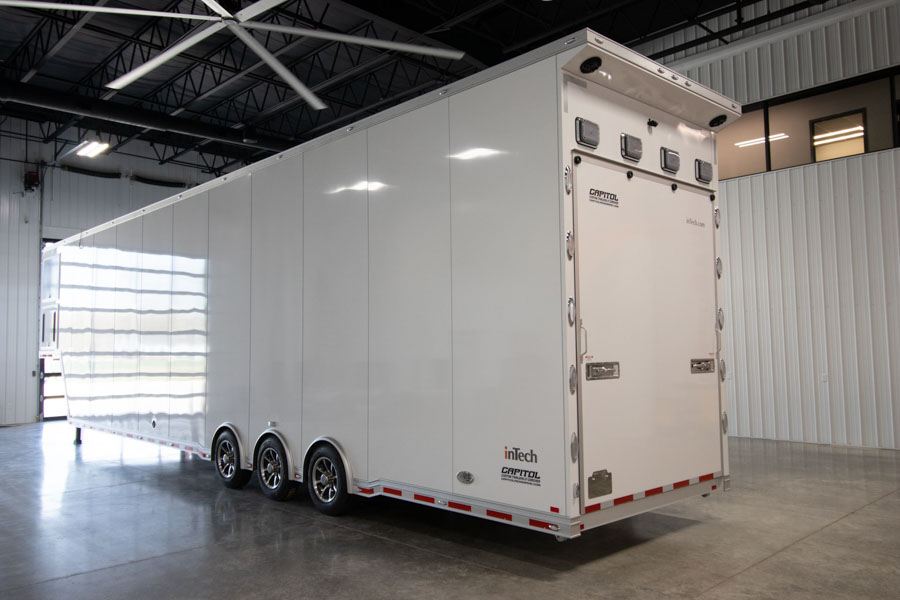 inTech Gooseneck Trailer
