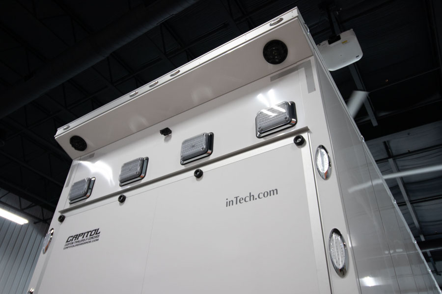 inTech Gooseneck Trailer