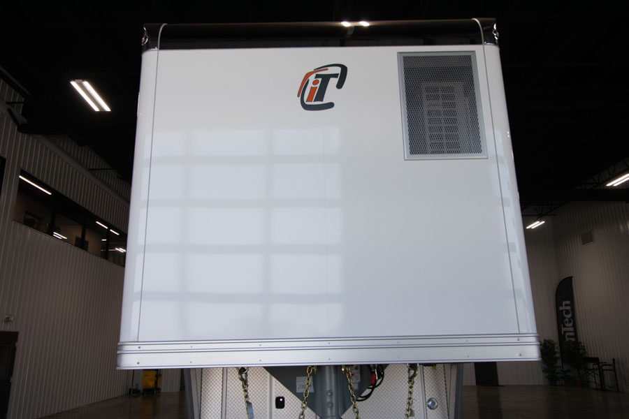inTech Gooseneck Trailer