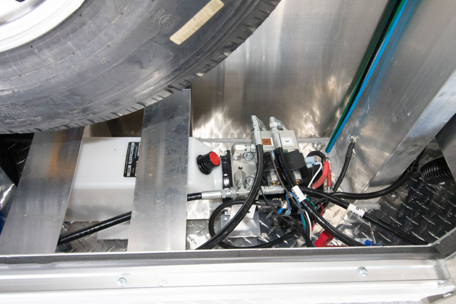 inTech Gooseneck Trailer