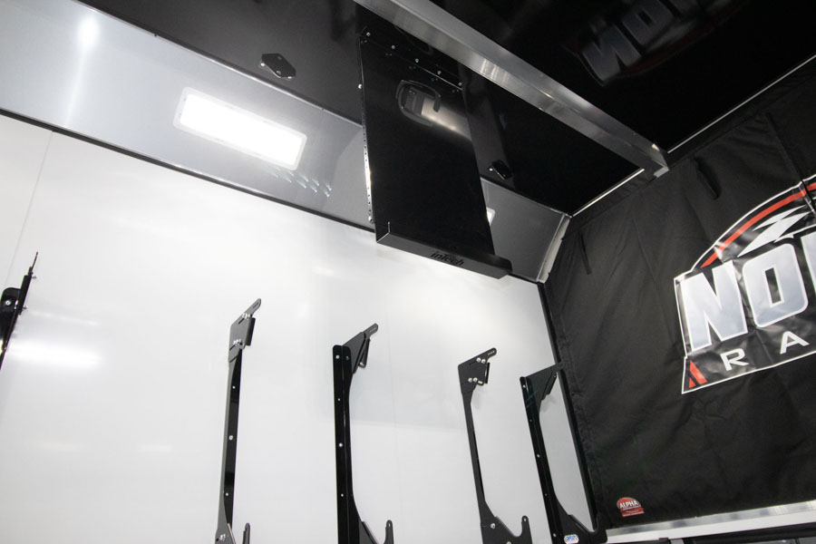 inTech Gooseneck Trailer
