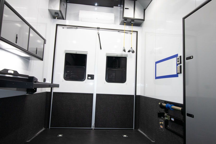 inTech Gooseneck Trailer
