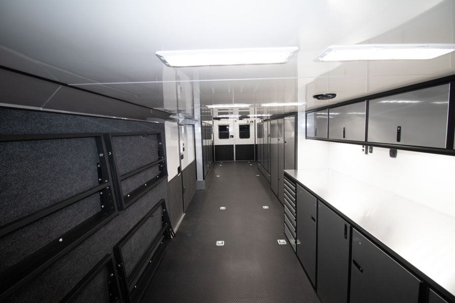 inTech Gooseneck Trailer