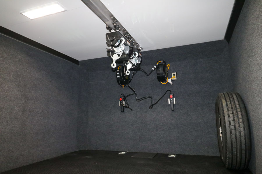 inTech Gooseneck Trailer