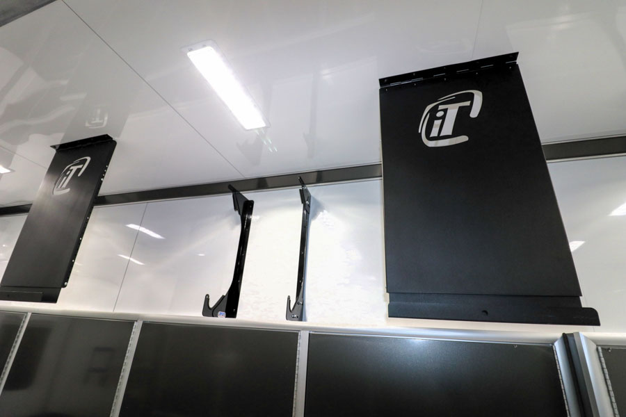 inTech Gooseneck Trailer