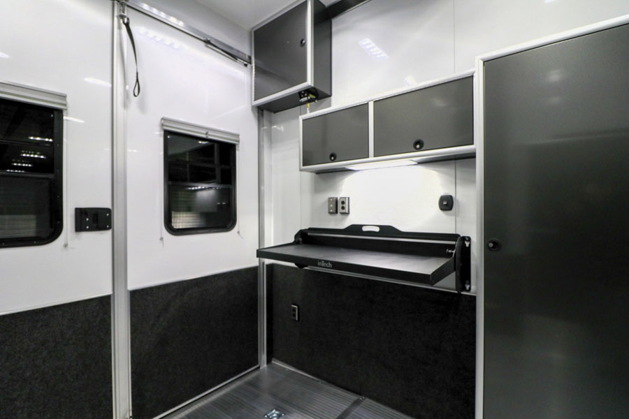 inTech Gooseneck Trailer