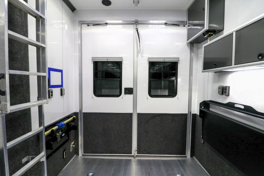 inTech Gooseneck Trailer