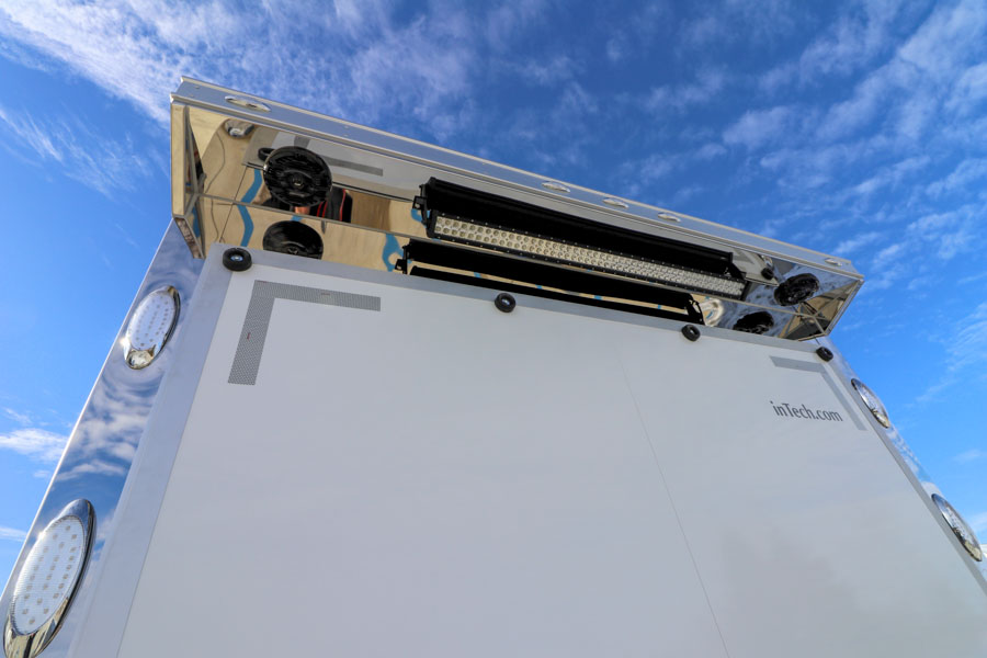 inTech Gooseneck Trailer