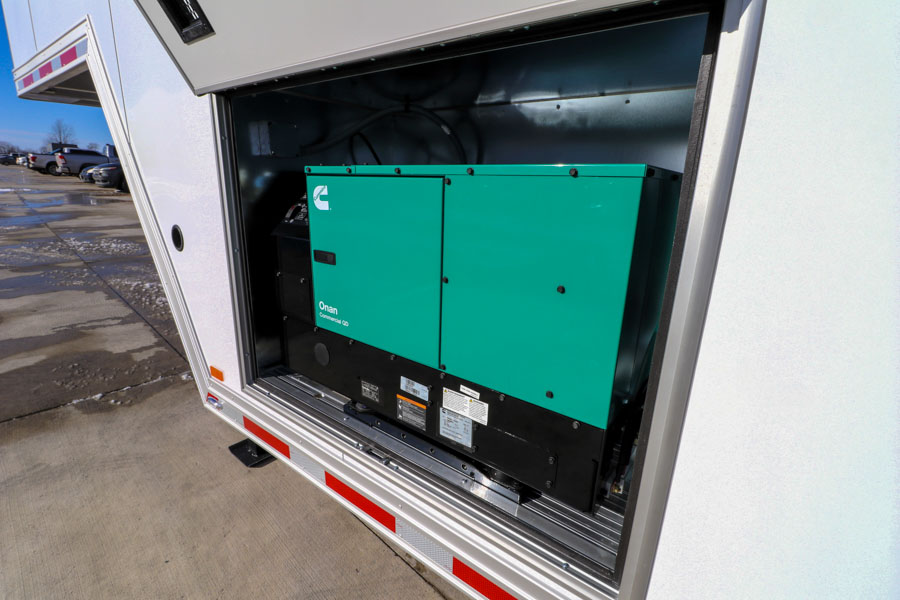inTech Gooseneck Trailer