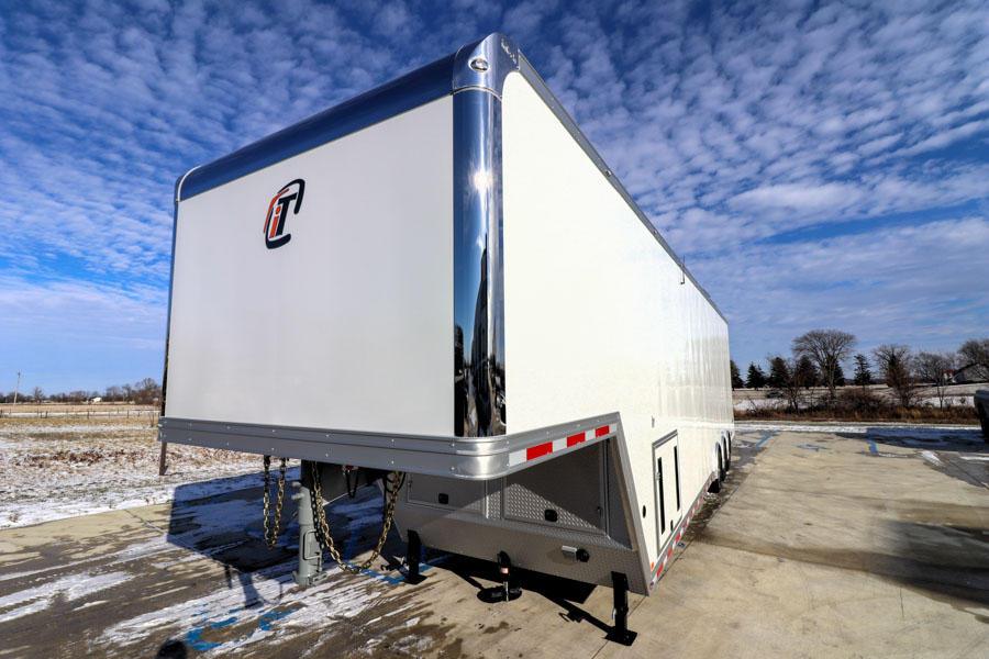 inTech Gooseneck Trailer