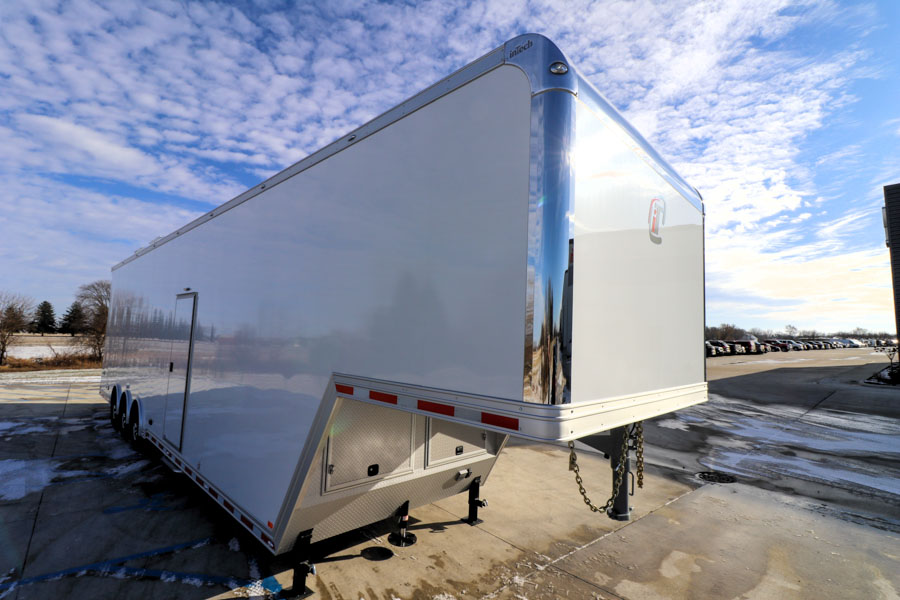 inTech Gooseneck Trailer