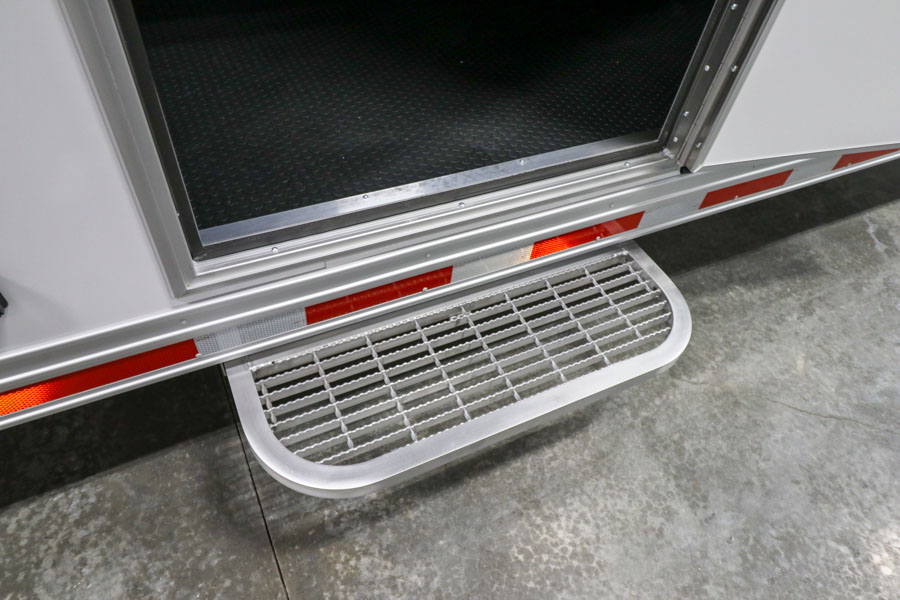 inTech Gooseneck Trailer