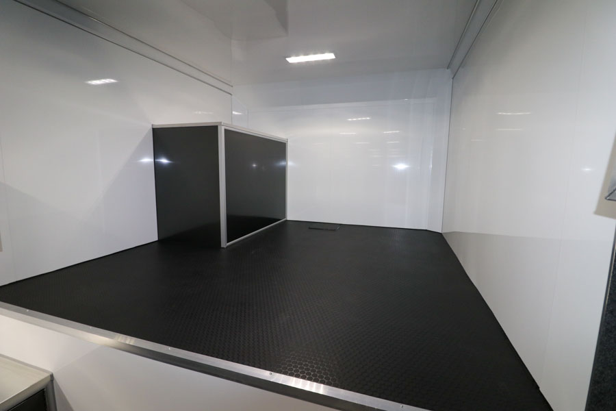 inTech Gooseneck Trailer