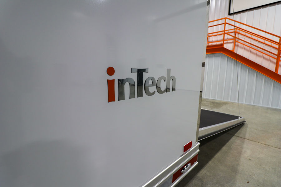 inTech Gooseneck Trailer