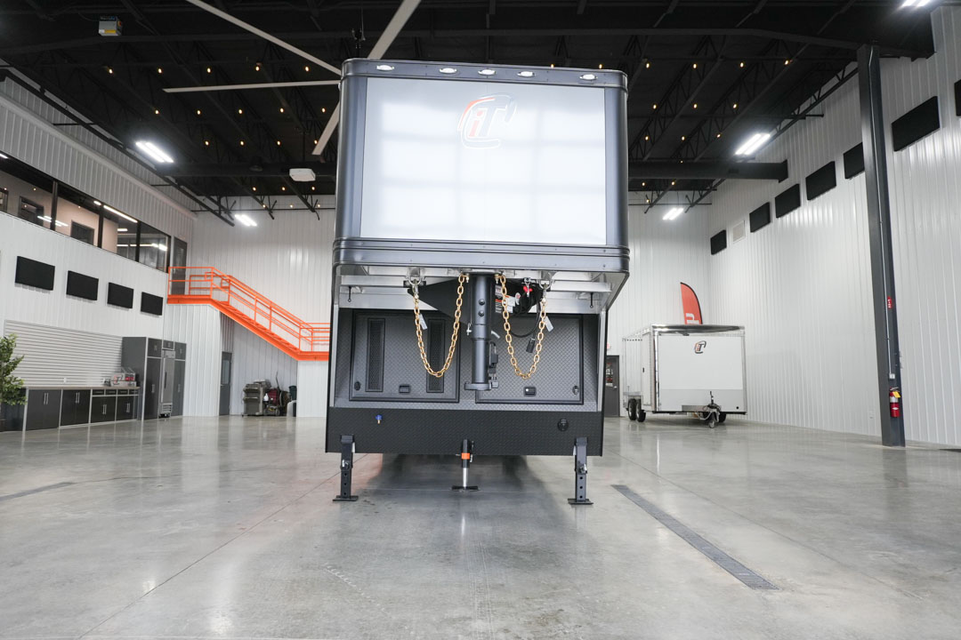 inTech Gooseneck Trailer