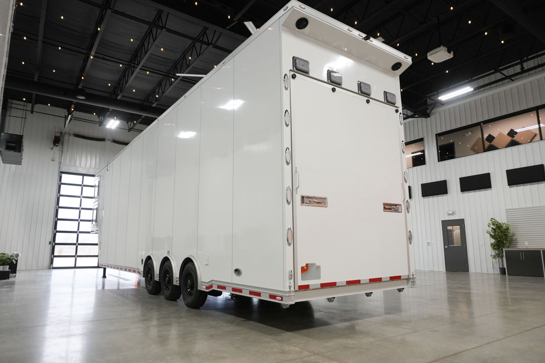 inTech Gooseneck Trailer