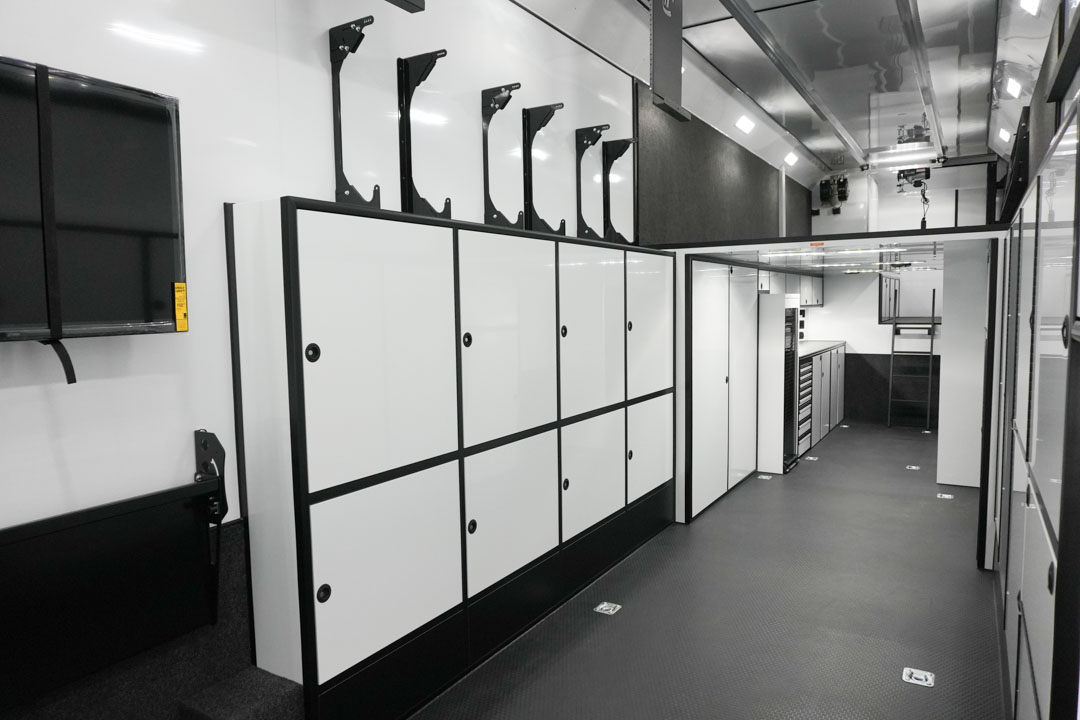 inTech Gooseneck Trailer