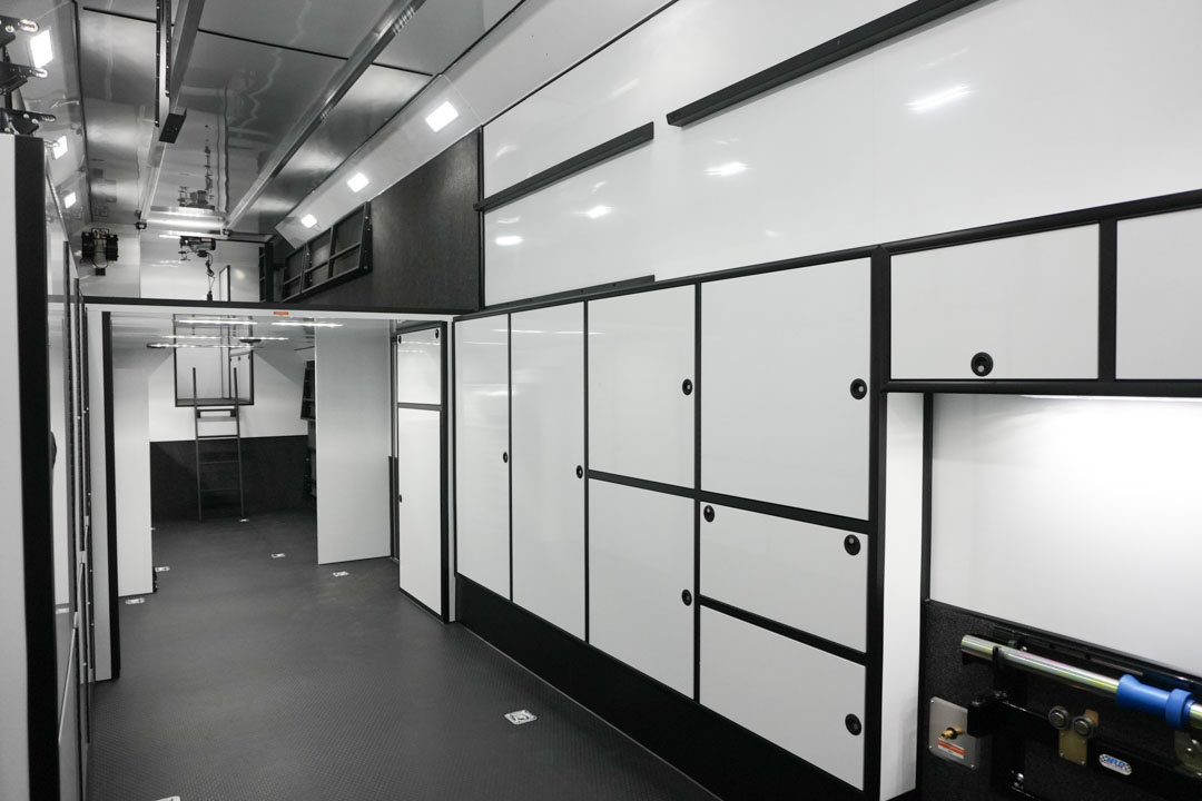 inTech Gooseneck Trailer