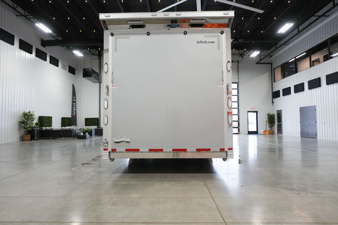 inTech Gooseneck Trailer