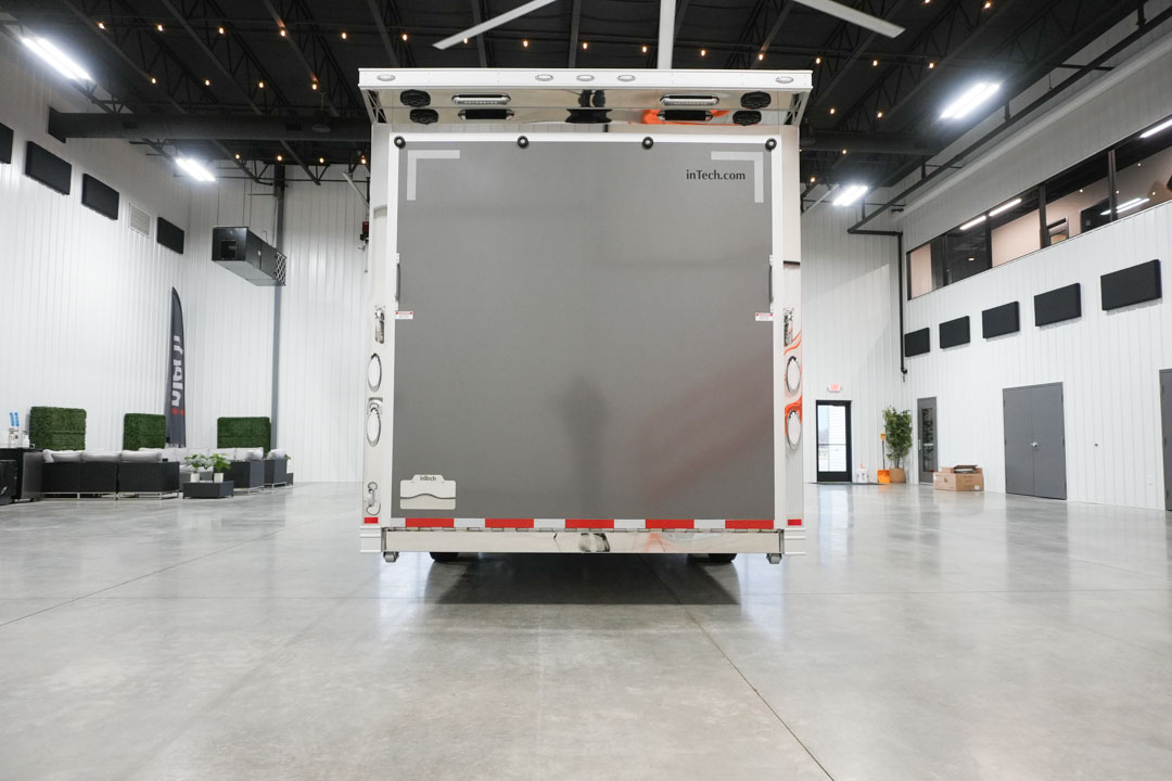inTech Gooseneck Trailer