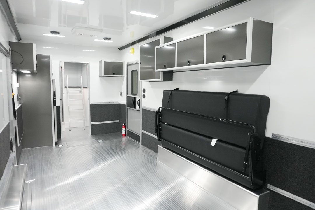 inTech Gooseneck Trailer
