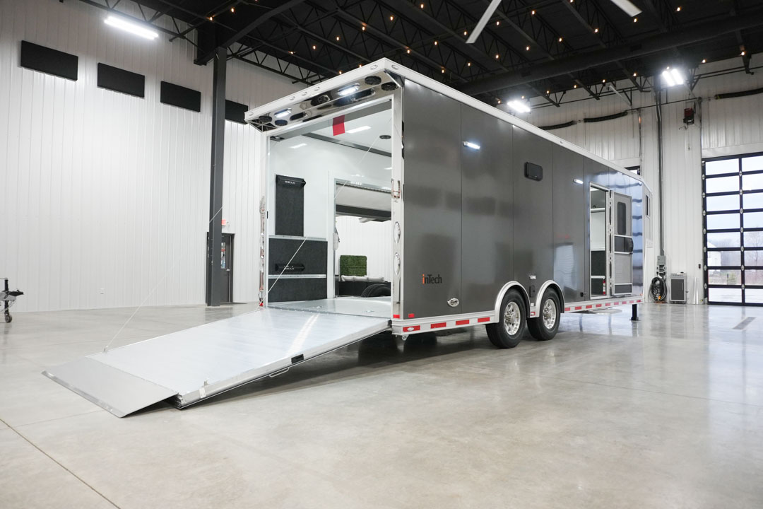 inTech Gooseneck Trailer