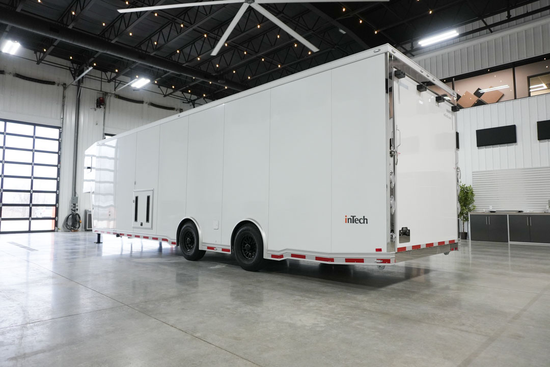 inTech Gooseneck Trailer