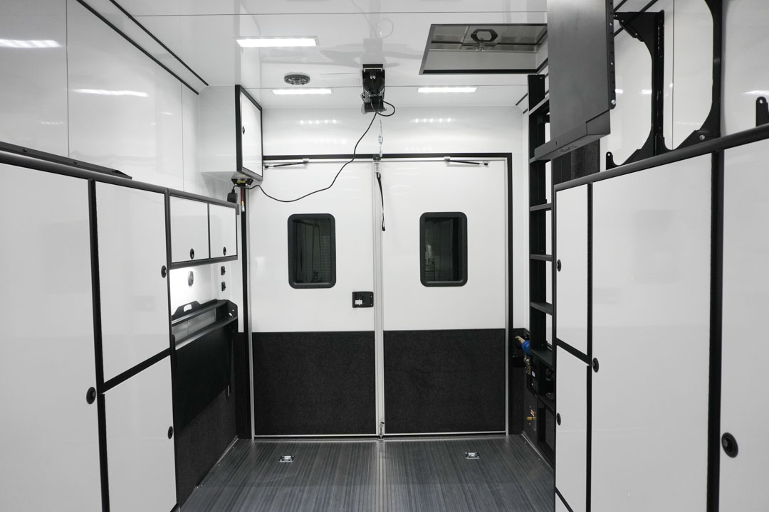 inTech Gooseneck Trailer
