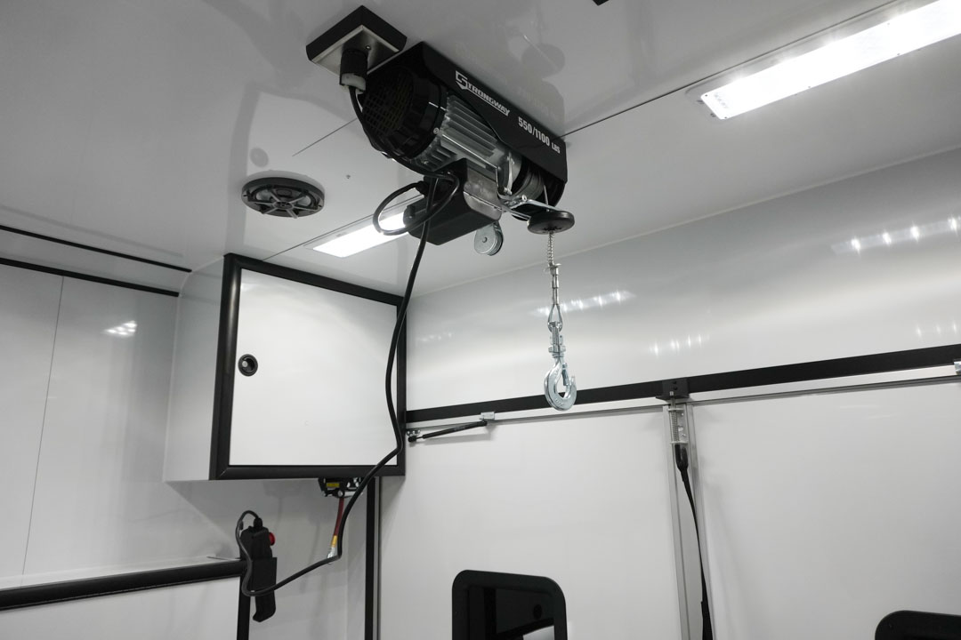 inTech Gooseneck Trailer
