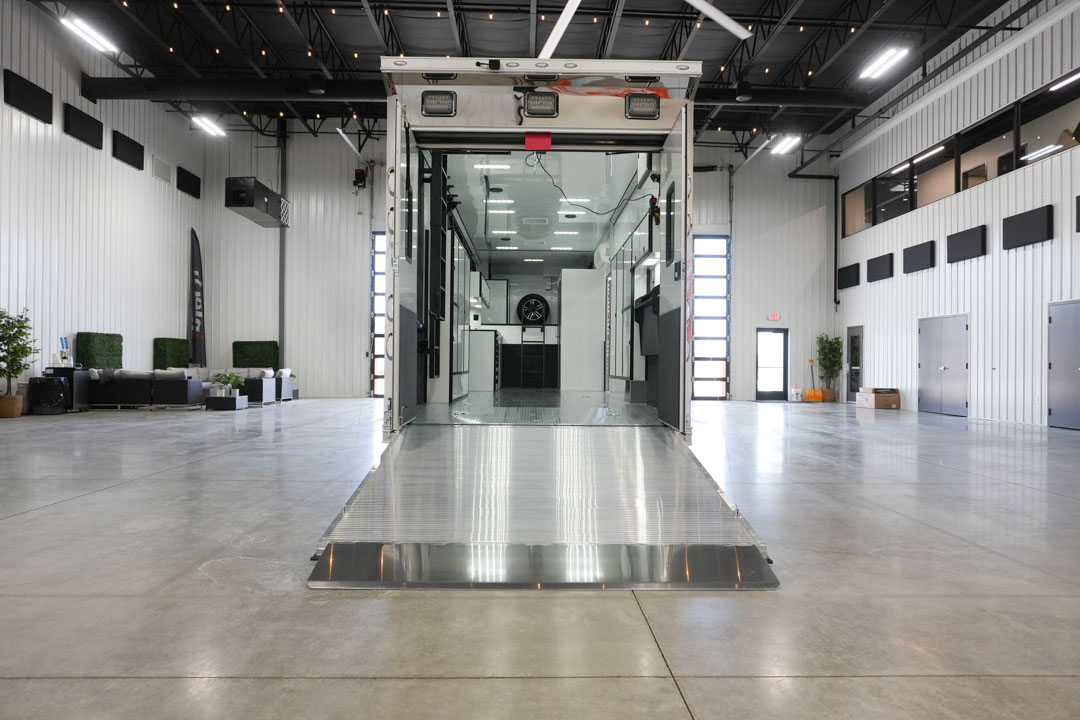 inTech Gooseneck Trailer
