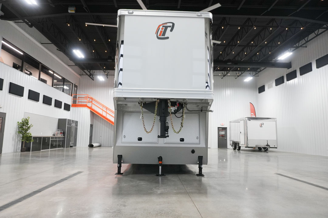 inTech Gooseneck Trailer