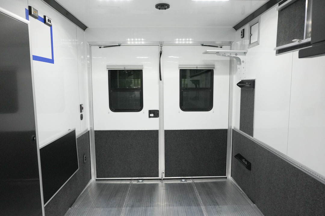 inTech Gooseneck Trailer