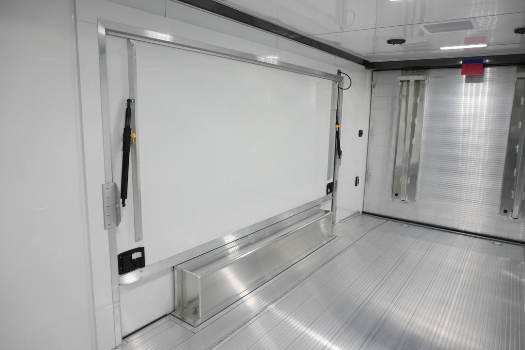 inTech Gooseneck Trailer
