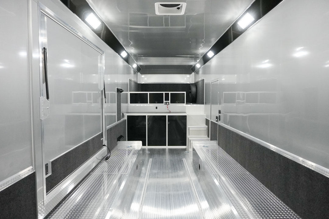 inTech Gooseneck Trailer