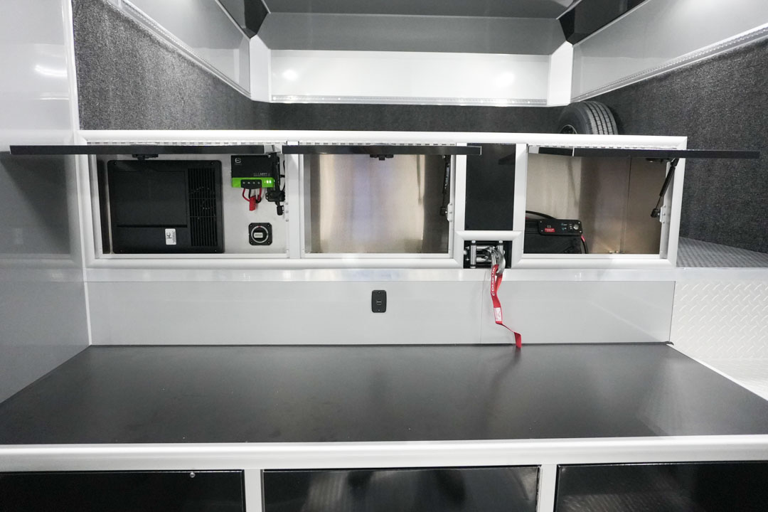 inTech Gooseneck Trailer