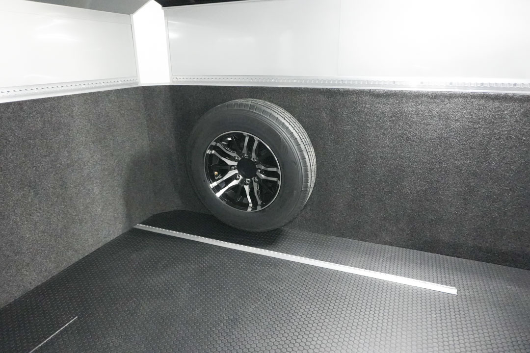 inTech Gooseneck Trailer