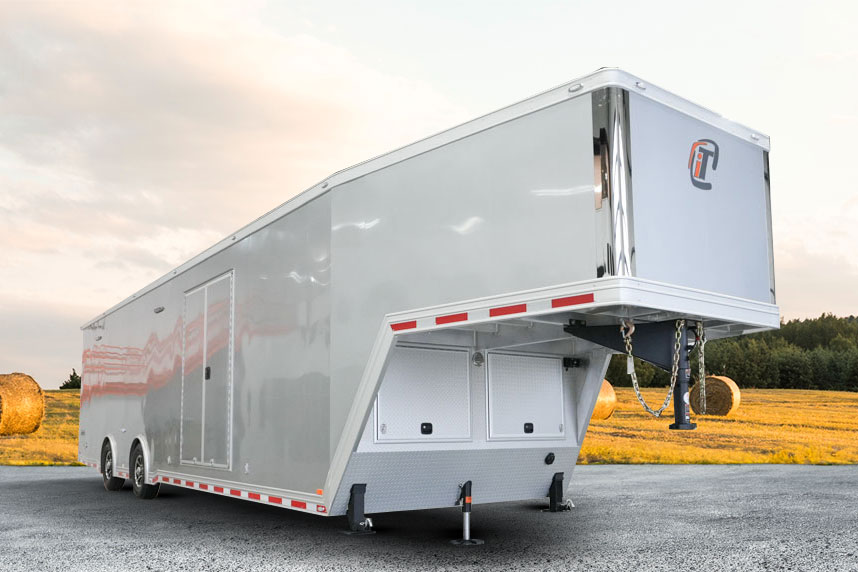 inTech Gooseneck Trailer