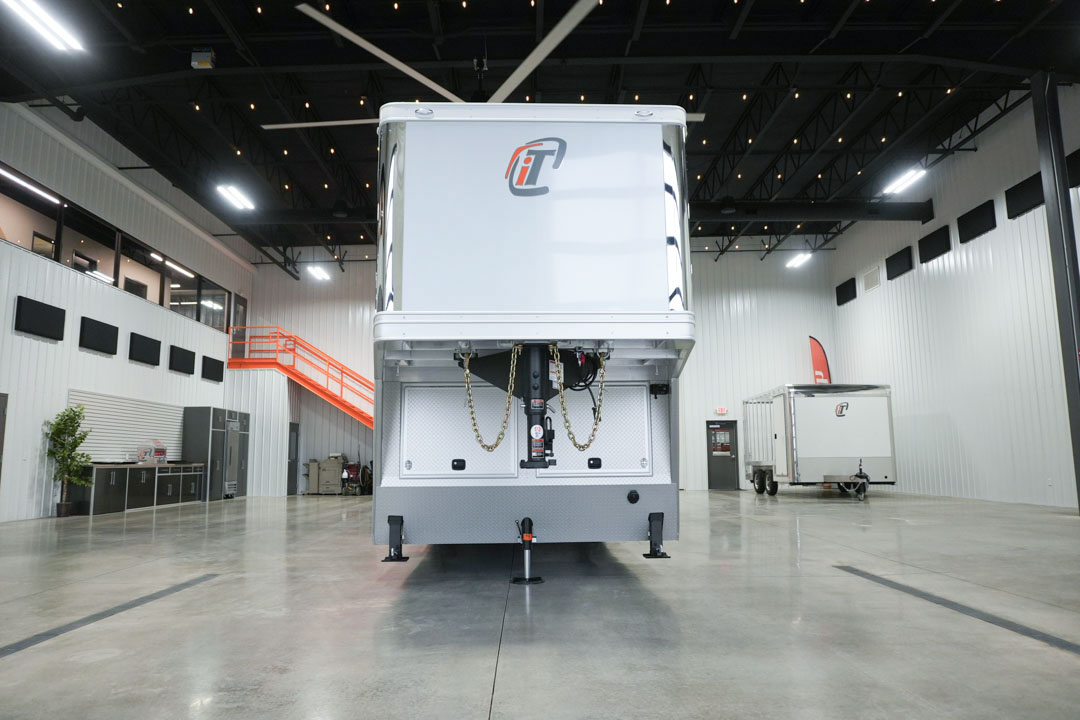 inTech Gooseneck Trailer