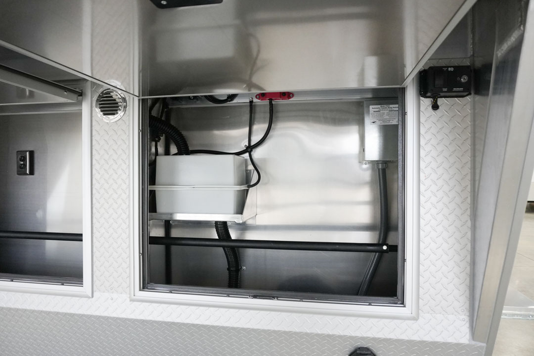inTech Gooseneck Trailer