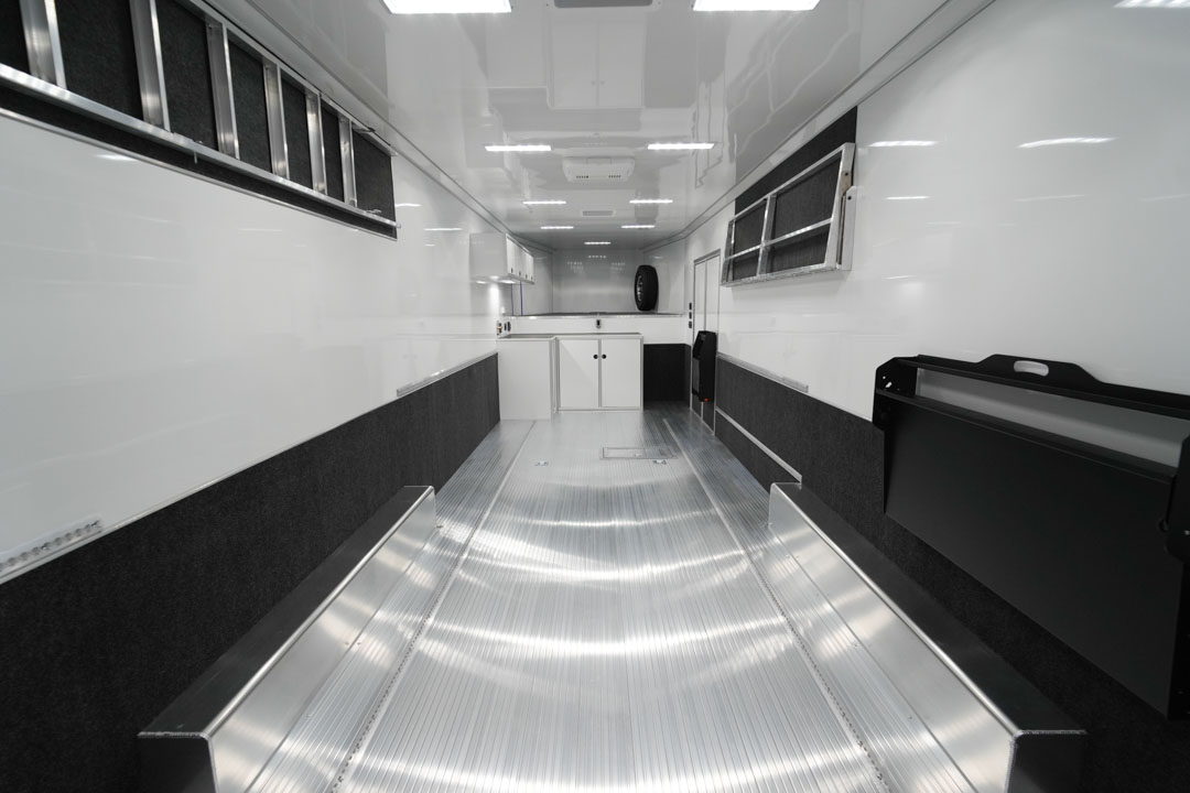 inTech Gooseneck Trailer