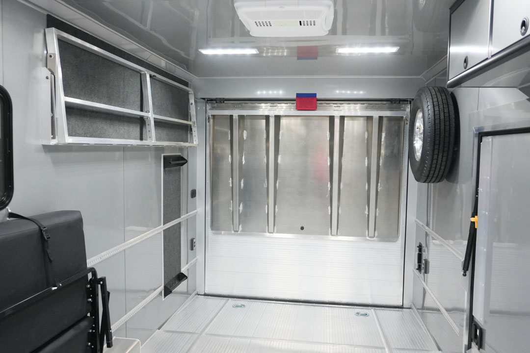 inTech Gooseneck Trailer